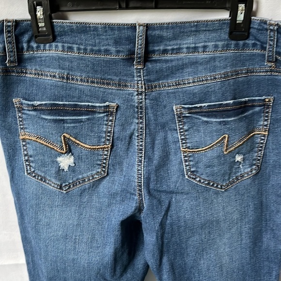 EST. 1946 Denim distressed jeans - Picture 8 of 14